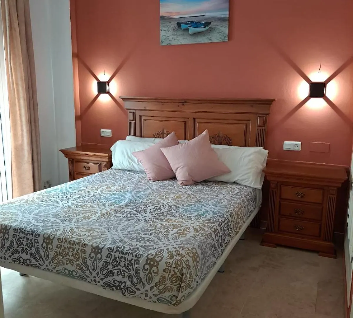 Hostal Montys Nerja 0*,  Espagne