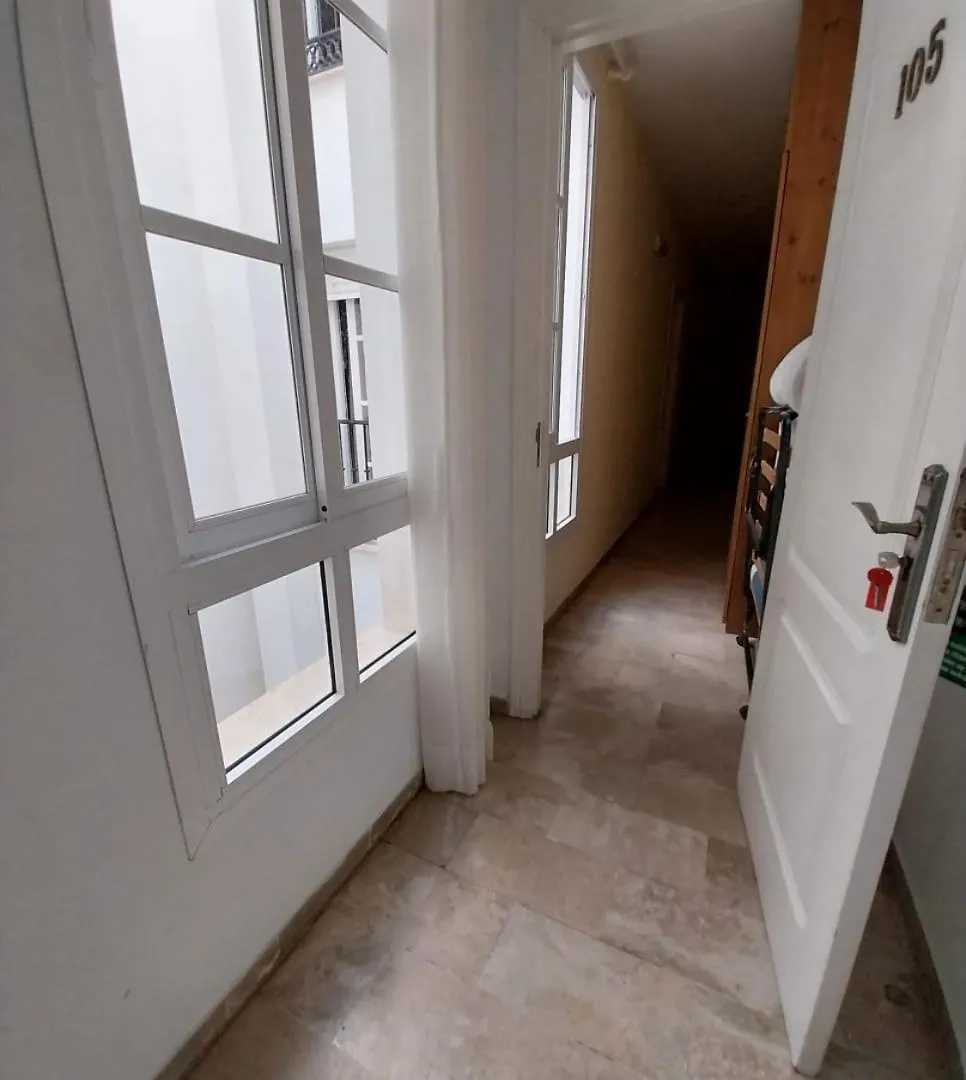 Hostal Montys Nerja