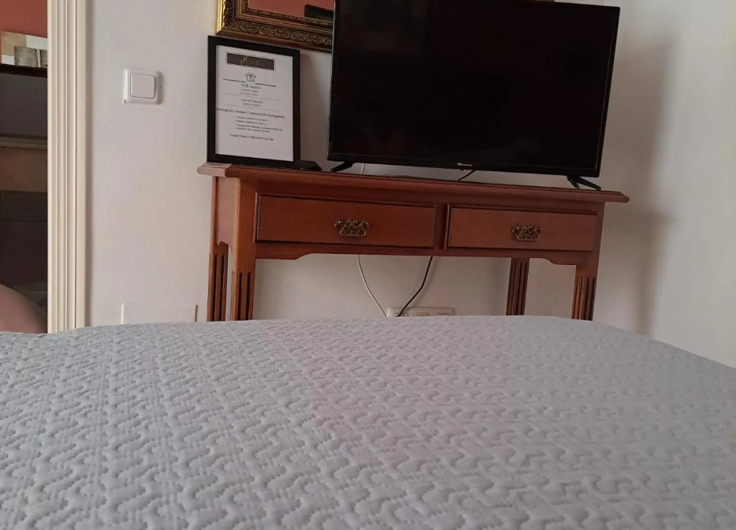 Hostal Montys Nerja 0*,  Espagne